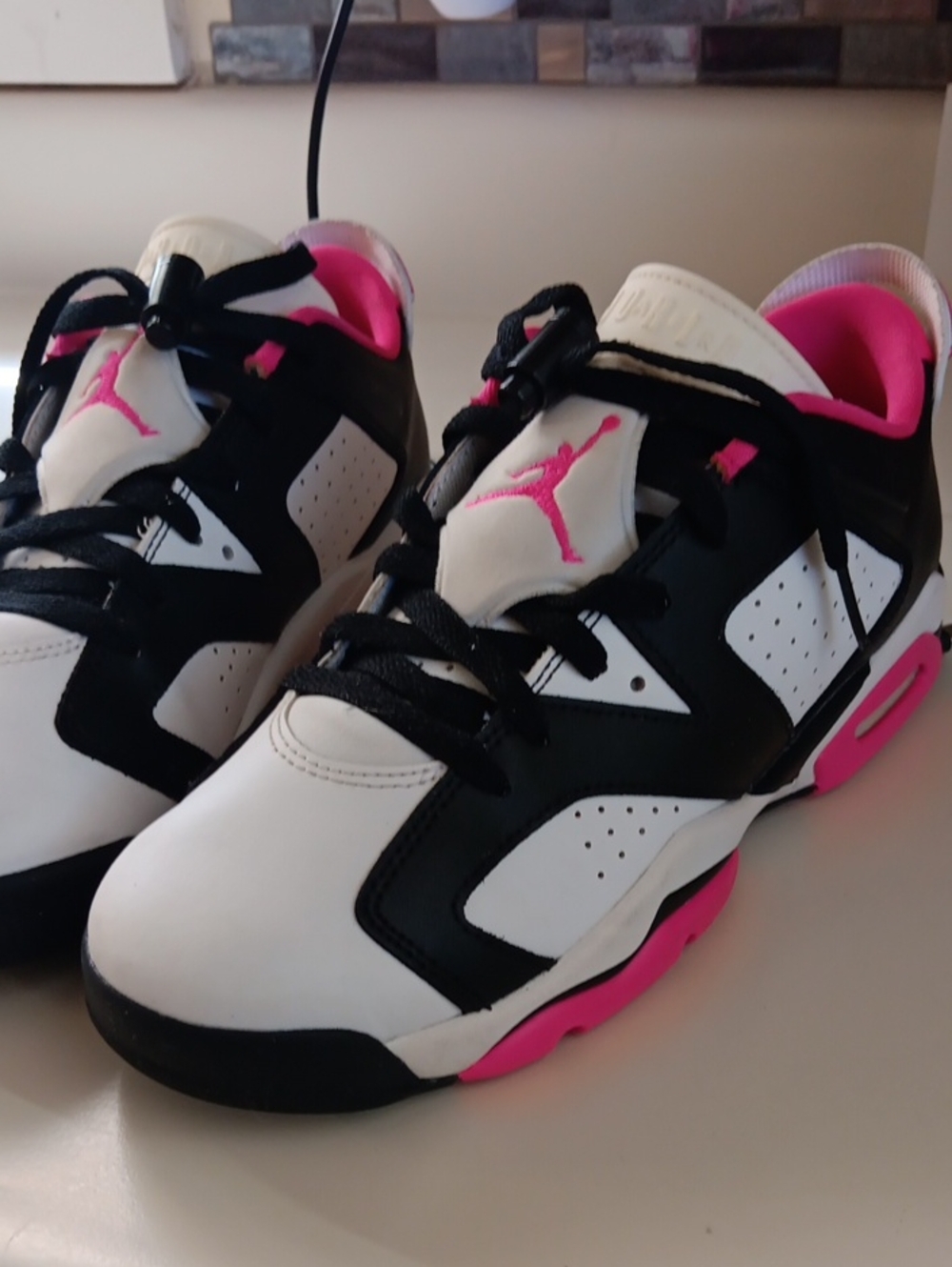 Jordan Kids White, Black & Pink Low-Top Sneakers Retro 7. Sz 7youth - Picture 7 of 7